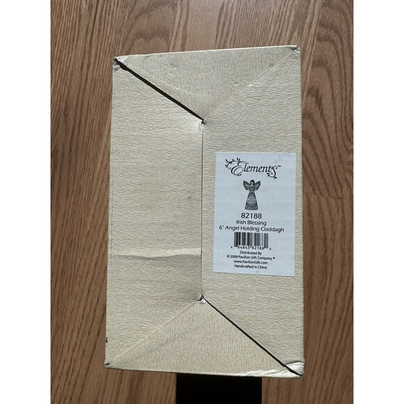 New‎ Elements Irish Blessings Figurine 6" Angel Holding Claddagh  #82188 NIB - Picture 5 of 6